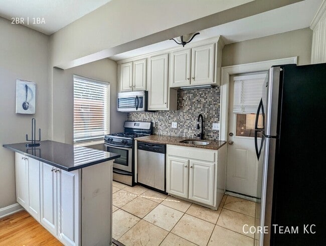 Photo - 1107 W 45th St Apartamento Unidad 1101-4