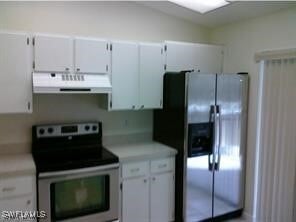 Building Photo - 4120 Looking Glass Ln Unit 2