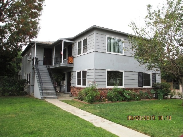 14916 1/2 Bassett St. - 14916 1/2 Bassett St.