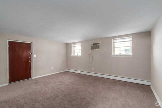 2BR, 1BA - 946SF - Living Room