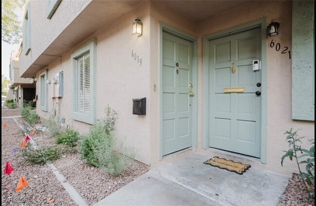 Building Photo - 6019 Vegas Dr