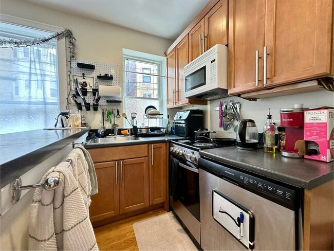 836 Huntington Ave., #1, Boston - 836 Huntington Ave Unit 1