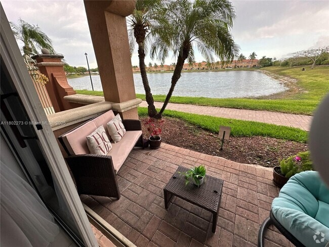 Building Photo - 6380 NW 114th Ave Unit 305 Rental