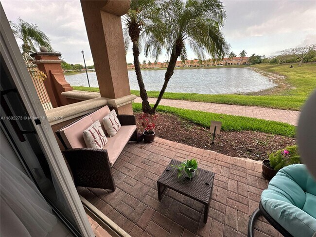 Building Photo - 6380 NW 114th Ave Unit 305 Rental