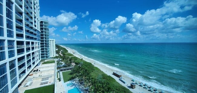 Photo - 6801 Collins Ave Unidad C1115 Rental