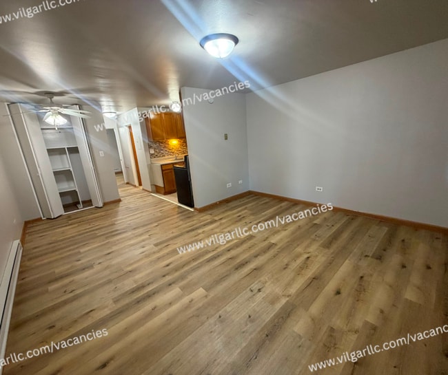 8841 Schneider Ave