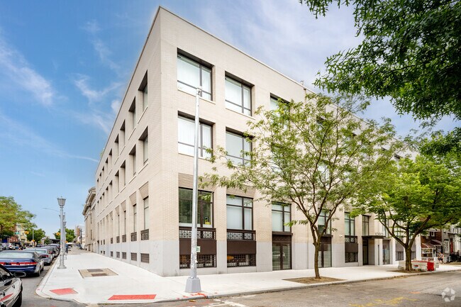 Calle Lorimer 1080 - 1080 Lorimer St