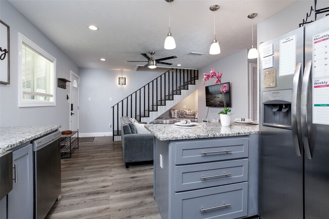 Photo - 1441 Chapparal Rd