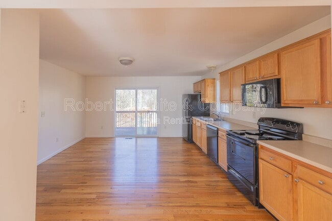 Photo - 10 Winthrop Dr