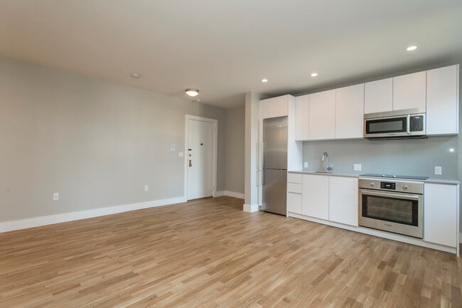 Photo - 138 Highland Ave Unit 5