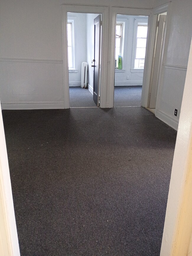 Photo - 354 62nd St Unit 1R