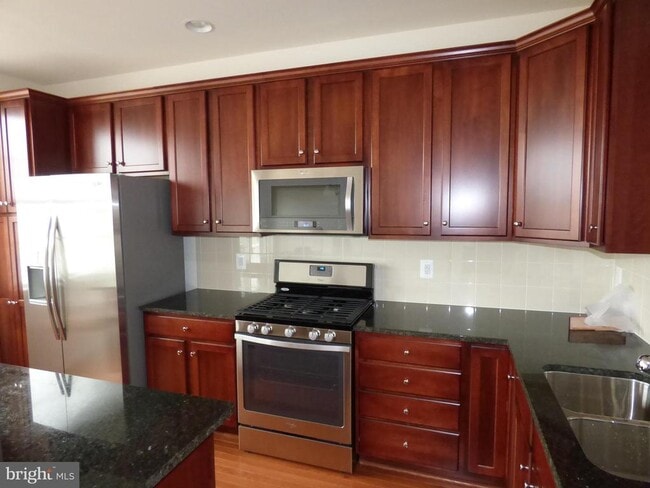 Building Photo - 43141 Whelplehill Terrace