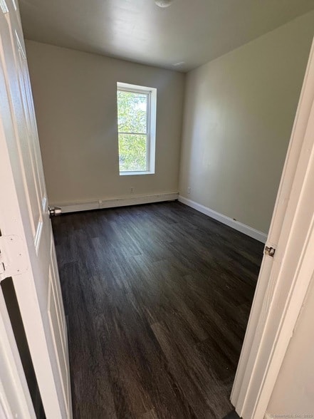 Photo - 1057 E Main St
