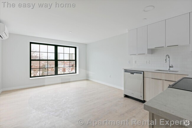 Building Photo - 10 Soden St Unit 304 Rental