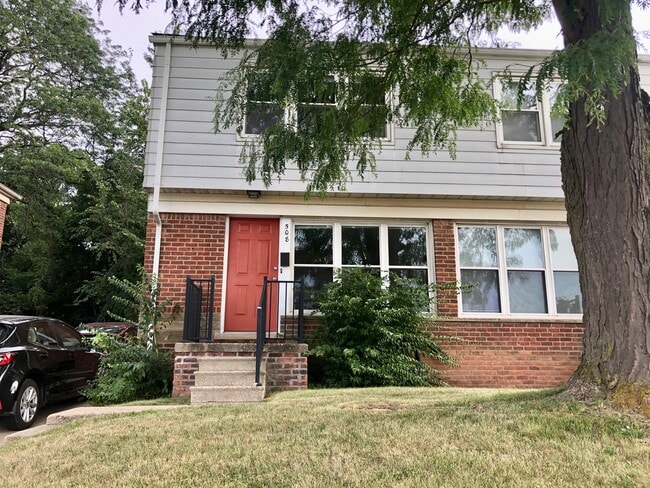 Building Photo - 508 W Stadium Blvd Rental