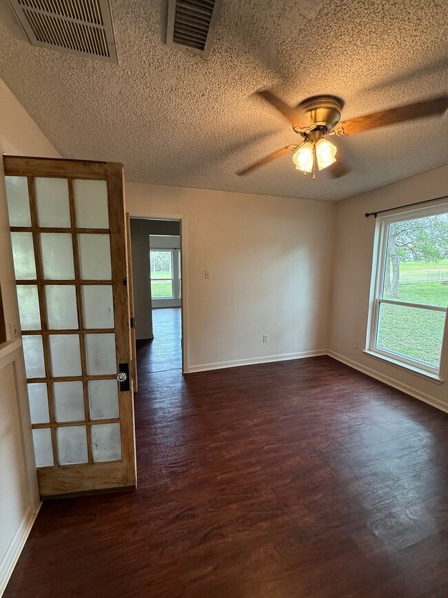Photo - 20 Wildwood Cir