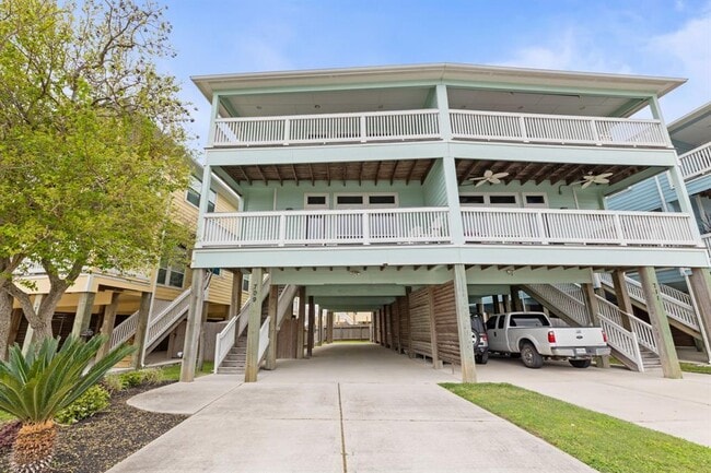 Photo - 709 N Bayshore Dr