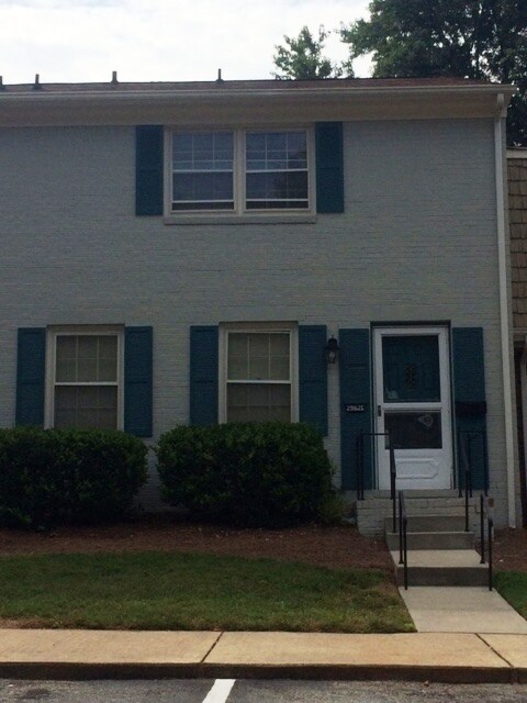 Gorgeous Townhome In Winston-Salem! - Gorgeous Townhome In Winston-Salem!