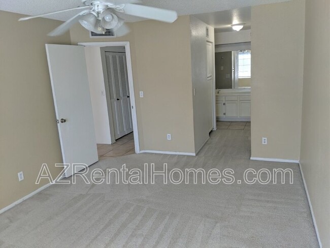 Photo - 700 E Mesquite Cir Unit #M-232