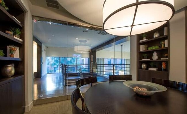 Photo - 1 bedroom in Houston TX 77046 Unit 1292
