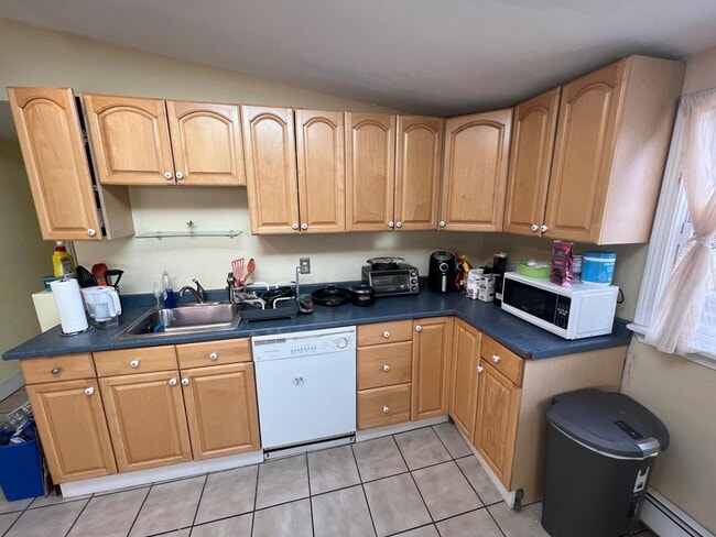 Photo - 639 Somerville Ave Unit #2