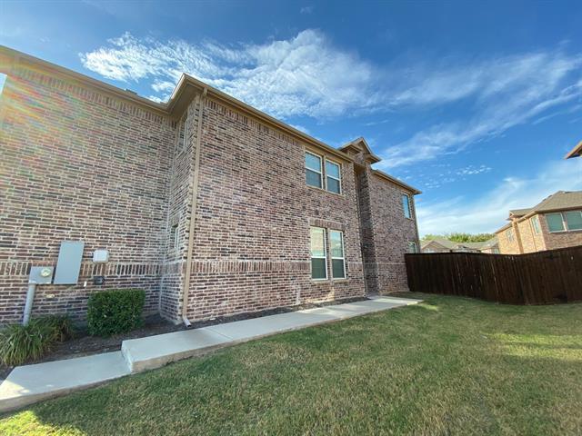 Photo - 255 Sherburne St