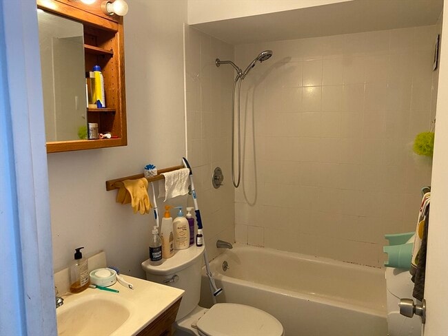 Building Photo - 220 Washington St Unit 1118 Rental