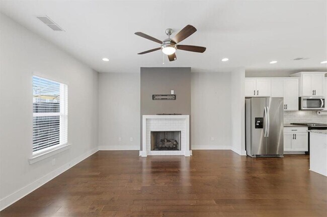 Photo - 3796 Oxford Cir