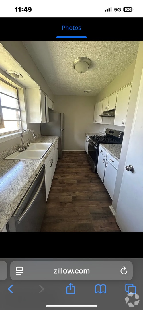 Building Photo - 6615 NW Denver Ave Unit 6615 NW Denver - A Rental