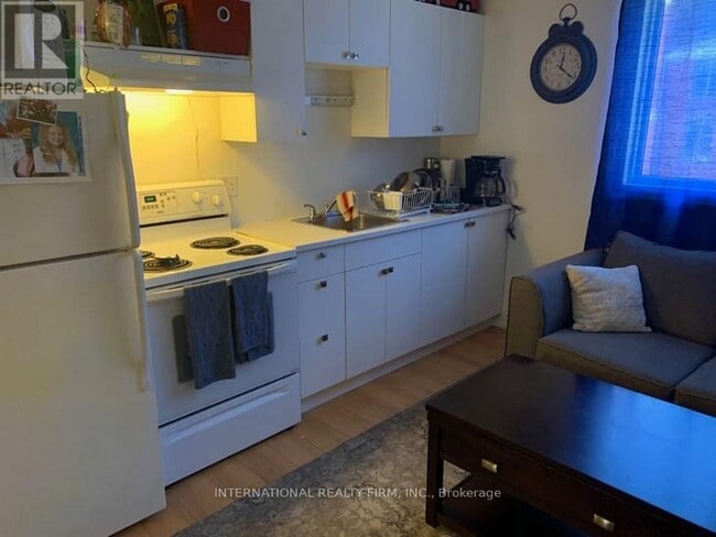 Photo - 202 Egerton St