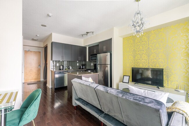 55 Bremner Blvd Unit SI ID1345825P