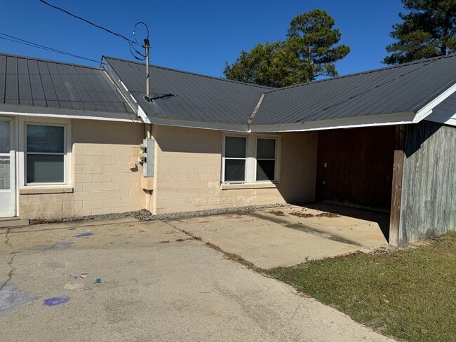 Photo - 1078 Jonestown Rd