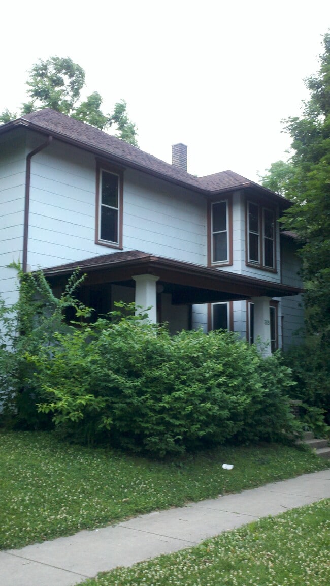 Photo - 315 N 10th St Unit North Street