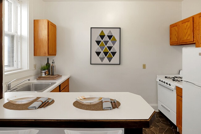 Photo - Dayton Apartments