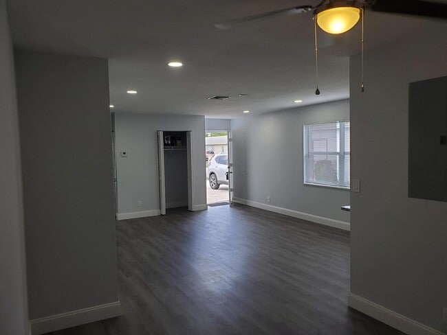 Photo - 516 NW 53rd St