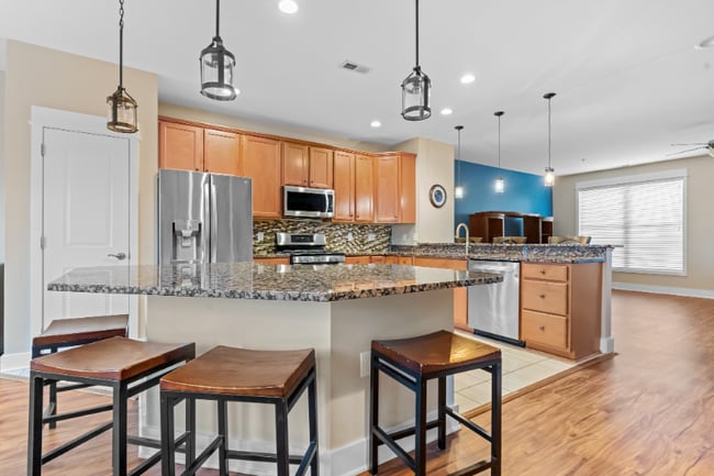 Building Photo - 9905 Bay Ct Ln