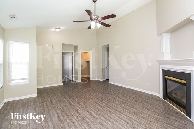 Photo - 7307 Woodbourne Ln