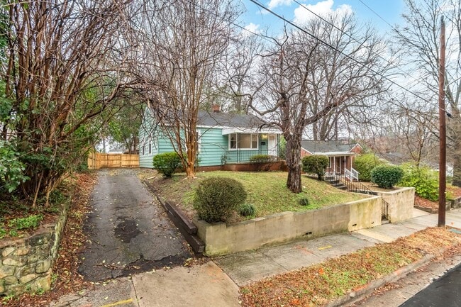 Photo - Downtown Durham-  2 Bedroom/ 1 Bath