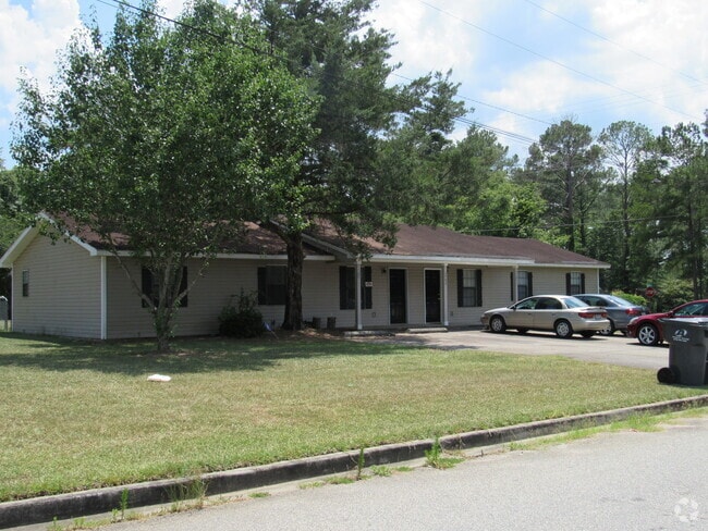 Building Photo - 3702 Mulligan Rd Cir Unit 3702A Mulligan Road Circle Rental