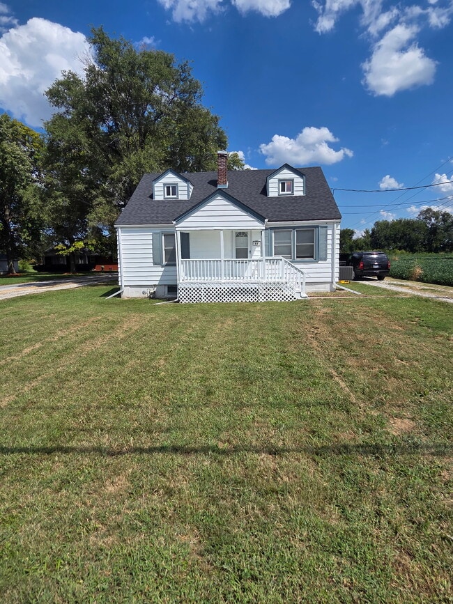 Building Photo - 1801 Jerome Ln