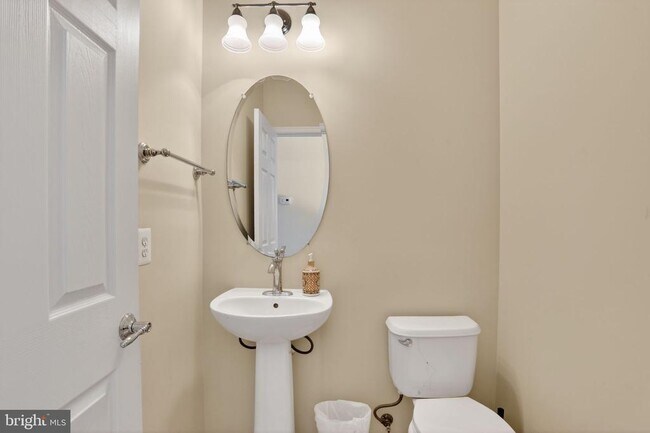 Photo - 42671 Redeemer Terrace