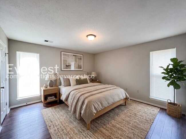 Photo - 3 Bed, 2 Bath Home with Fenced Yard / Pet-Friendly / Coming Soon!
