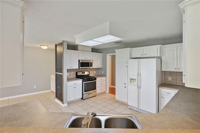 4406 Colony Chase Dr