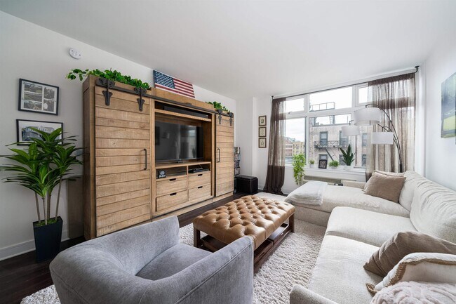Photo - 1450 Washington St Condo Unit 513