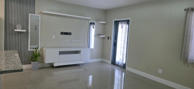 Photo - 1203 Chateau Park Dr