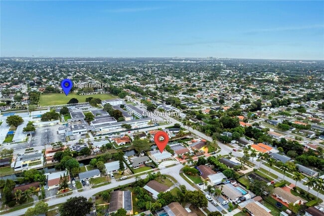 Photo - 4701 SW 104th Ct Unit 4