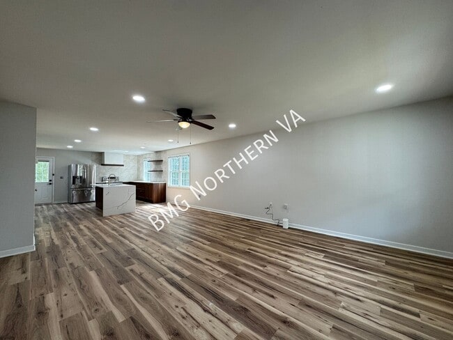 Photo - 8509 Engleside St