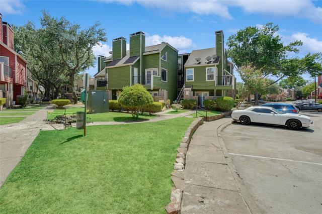 Photo - 9815 Walnut St Unit 214