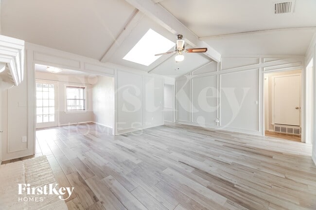 Photo - 6309 Topaz Way