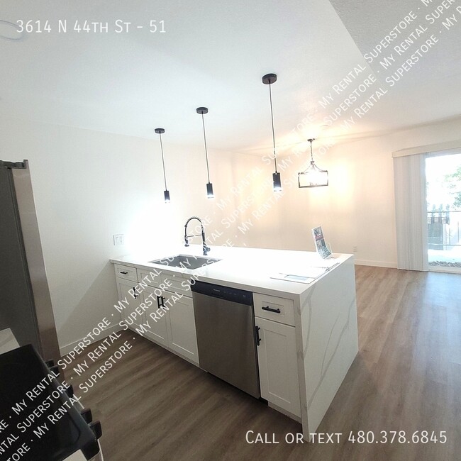 Photo - 3614 N 44th St
